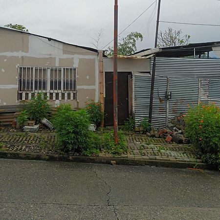 Lugar De Bendicion Donde El Costeno Armenia  Zewnętrze zdjęcie